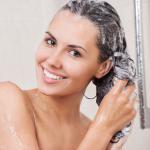 Lávate el pelo correctamente ¿Con qué frecuencia lavarse el pelo y qué método elegir?