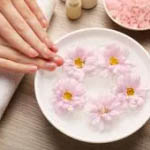 Los Mejores Tratamientos Caseros para Curar Uñas Dañadas y Cutículas Secas