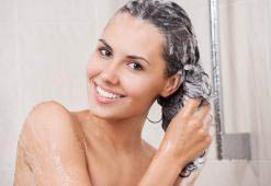Lávate el pelo correctamente ¿Con qué frecuencia lavarse el pelo y qué método elegir?
